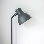 Custom image caption