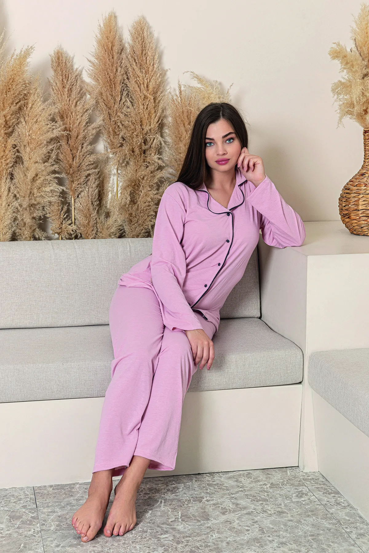 PEMBE
