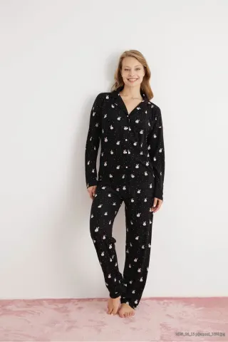 Kadın Süet Gömlek Yaka Düğmeli Desenli Yumuşak Uzun Kollu Kışlık Pijama Takımı — SIYAH